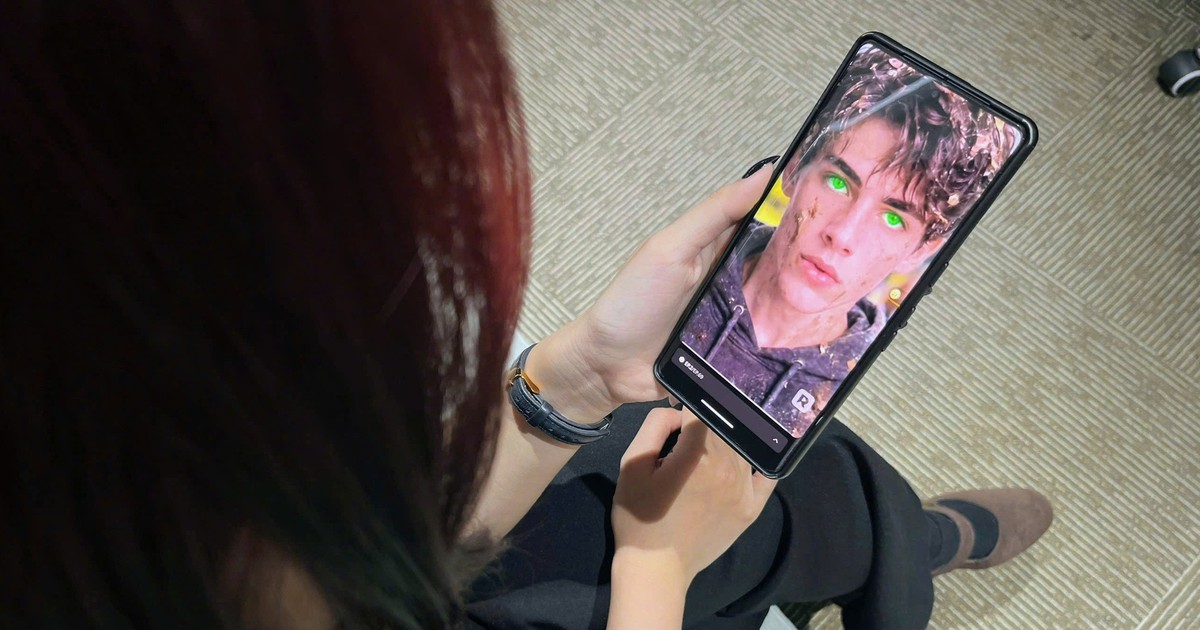 Image for Tuoi Tre traces how AI micro-drama apps charge Vietnamese viewers by the cliffhanger