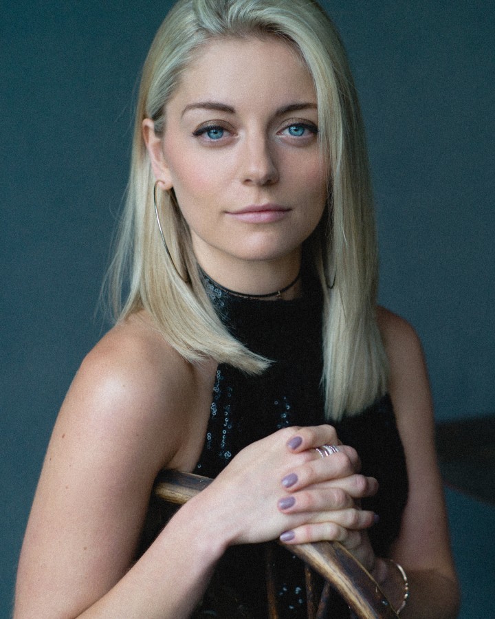 Portrait of Nicole Bartlett