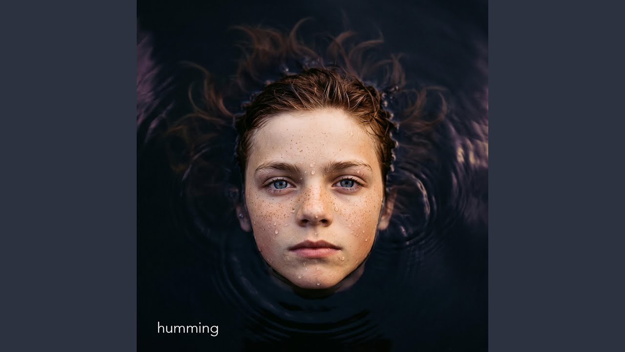 Still from humming