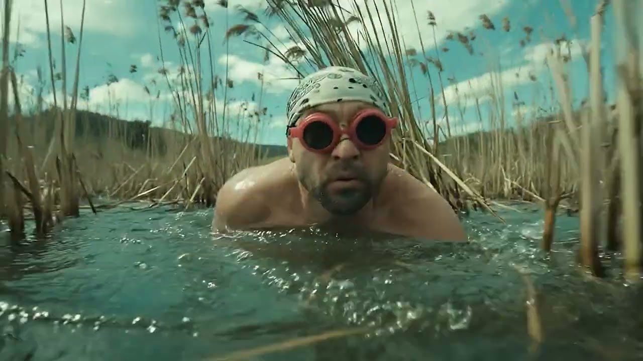 Still from Met a Stranger